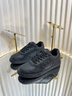 D-Sneakers
