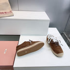 M-Sneakers