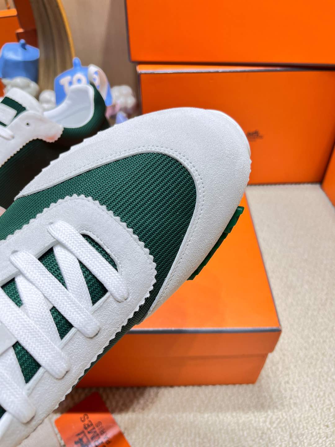 A-Sneakers