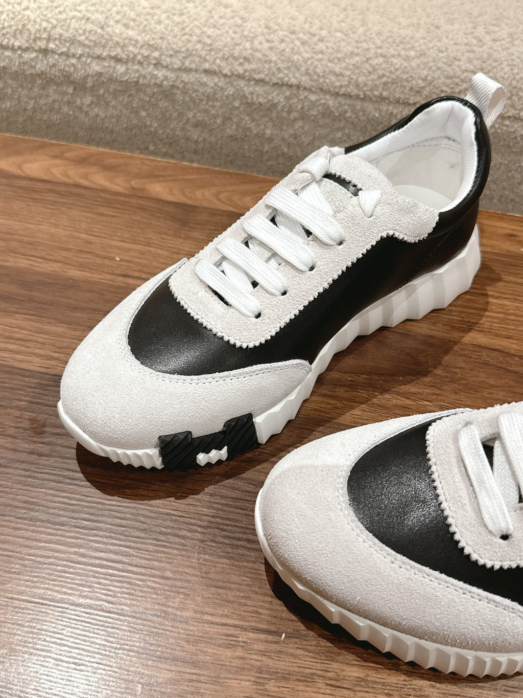 A-Sneakers