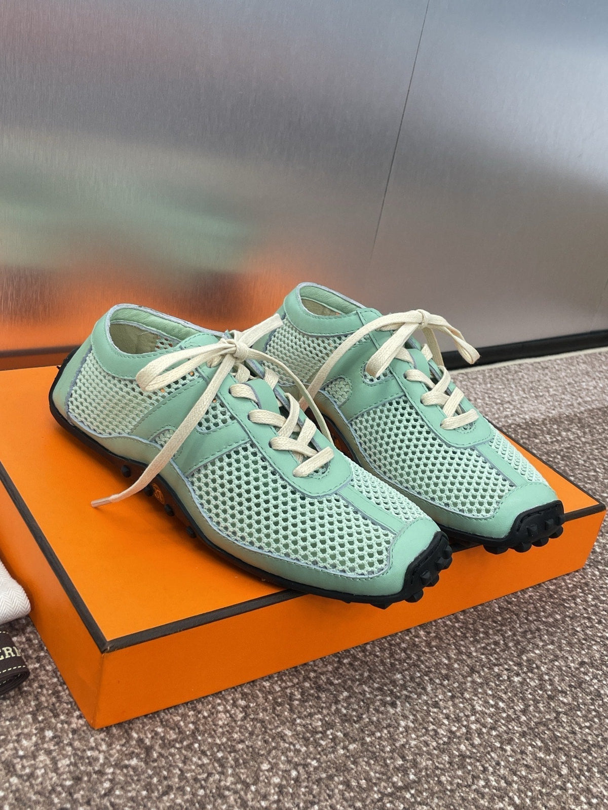 A-Sneakers