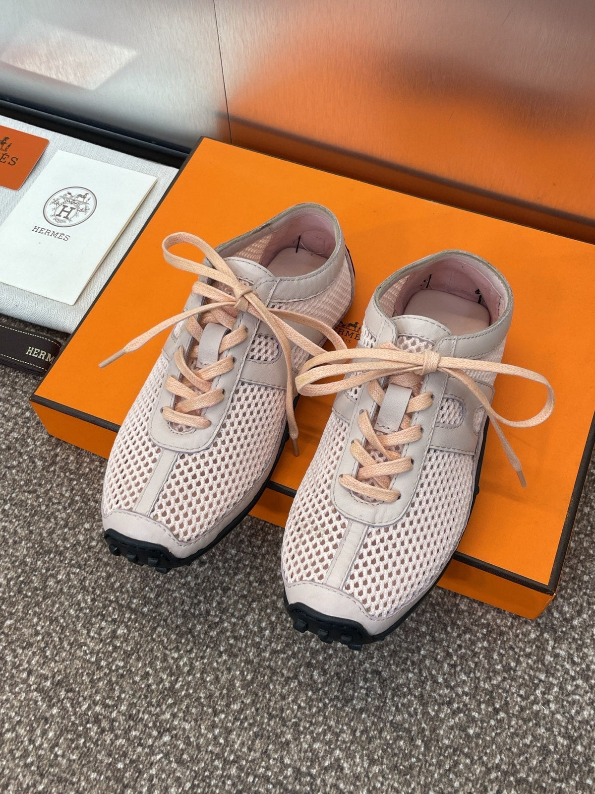 A-Sneakers