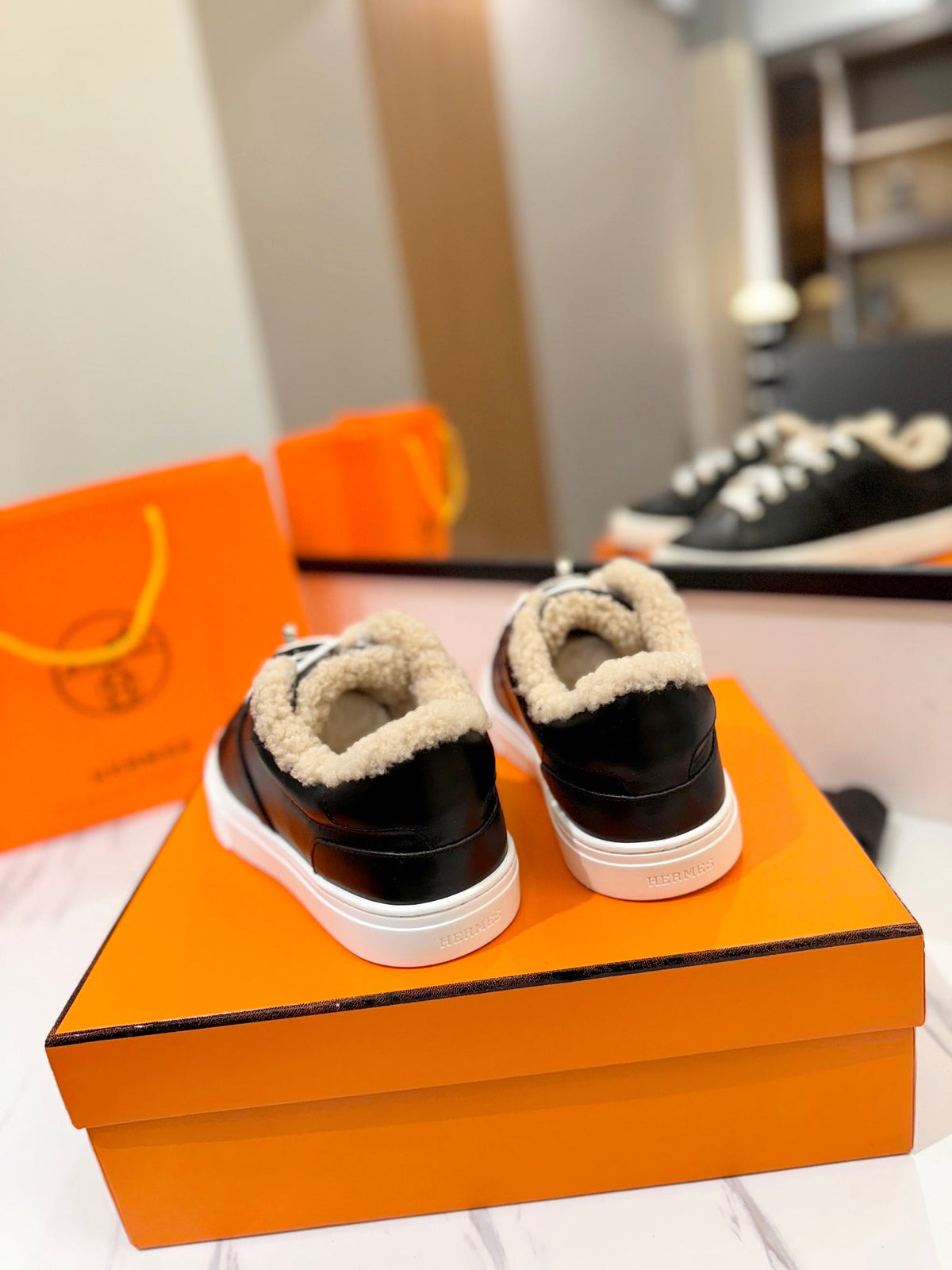 A-Sneakers